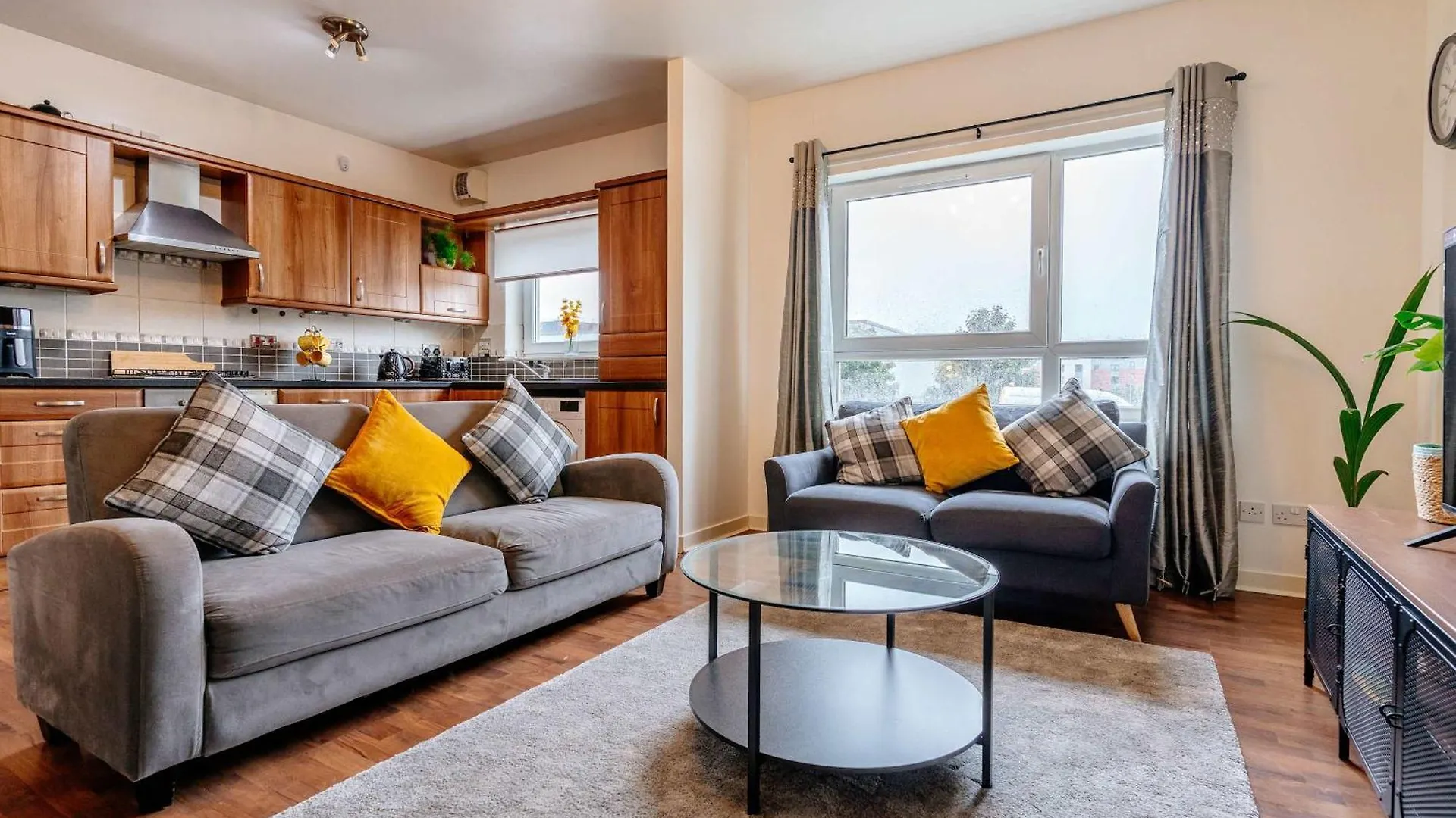 Charming 3-Bed Apartment Free Parking West End Edinburgh
