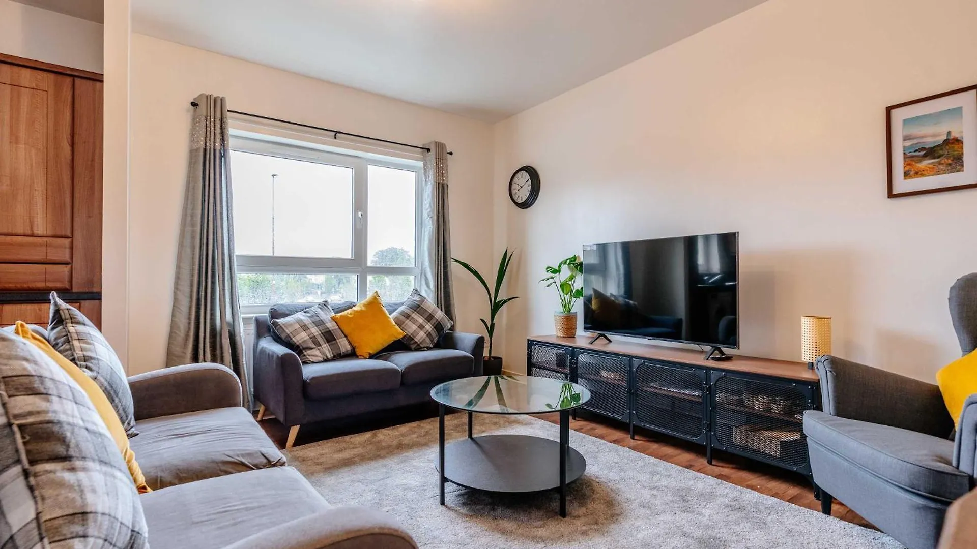 Charming 3-Bed Apartment Free Parking West End Edinburgh
