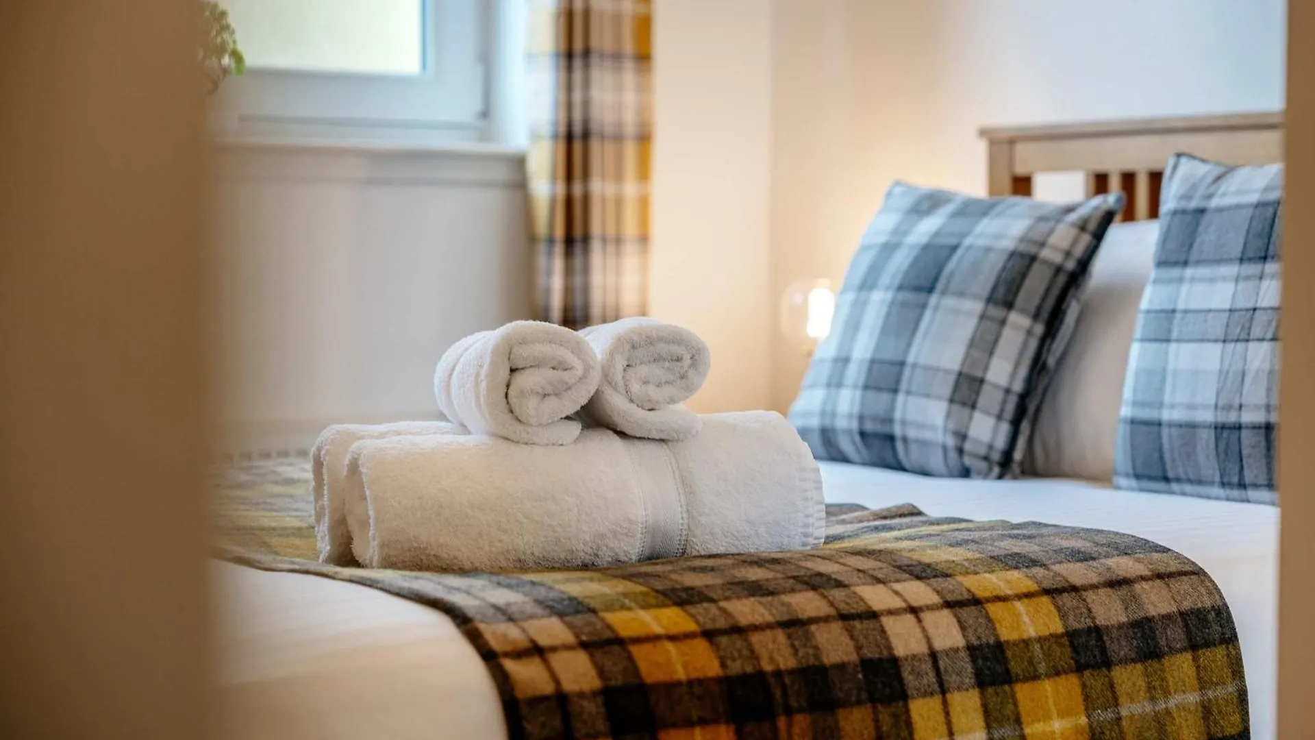 Charming 3-Bed Apartment Free Parking West End Edinburgh 0*,
