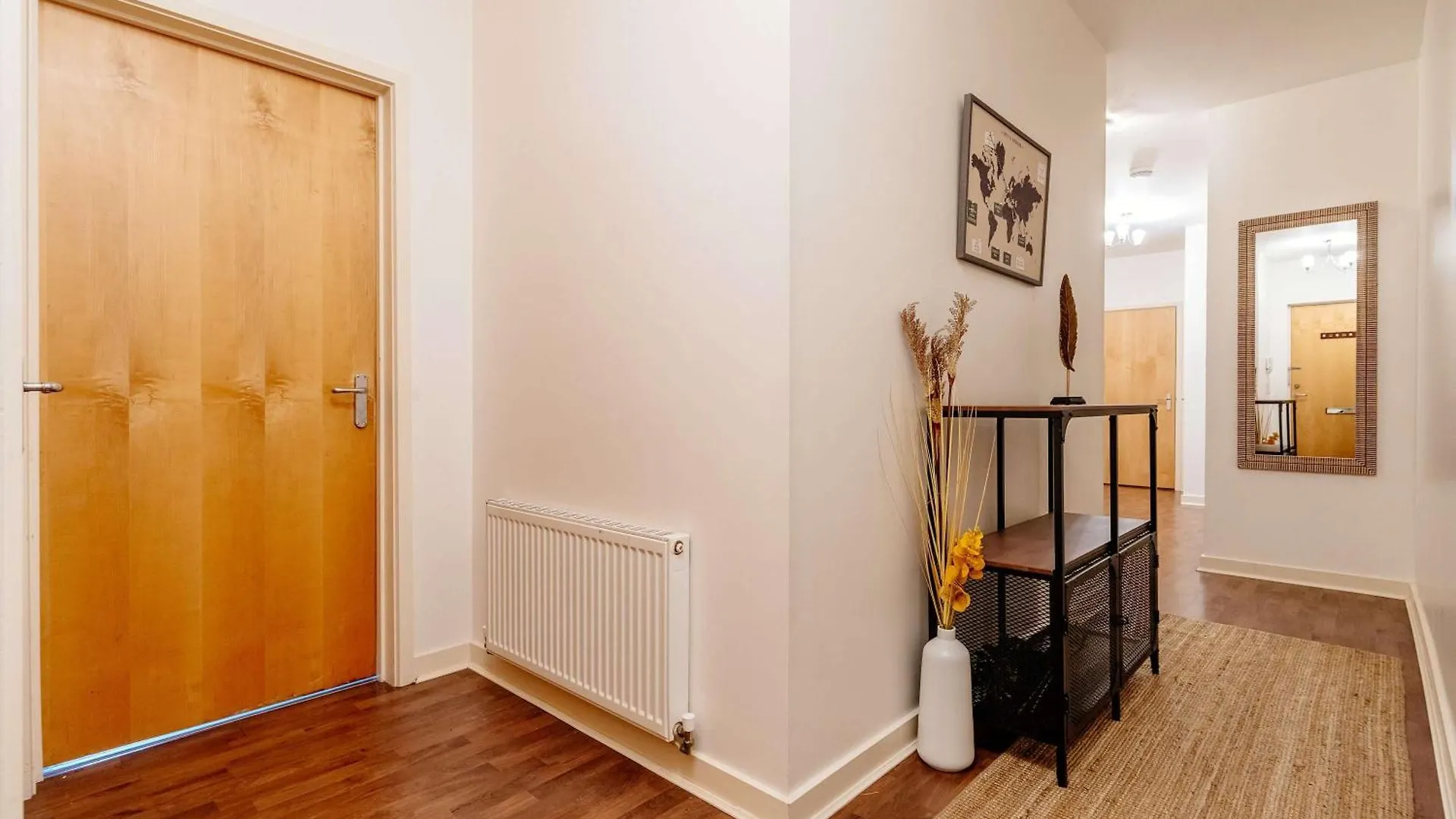 Charming 3-Bed Apartment Free Parking West End 爱丁堡 0*,