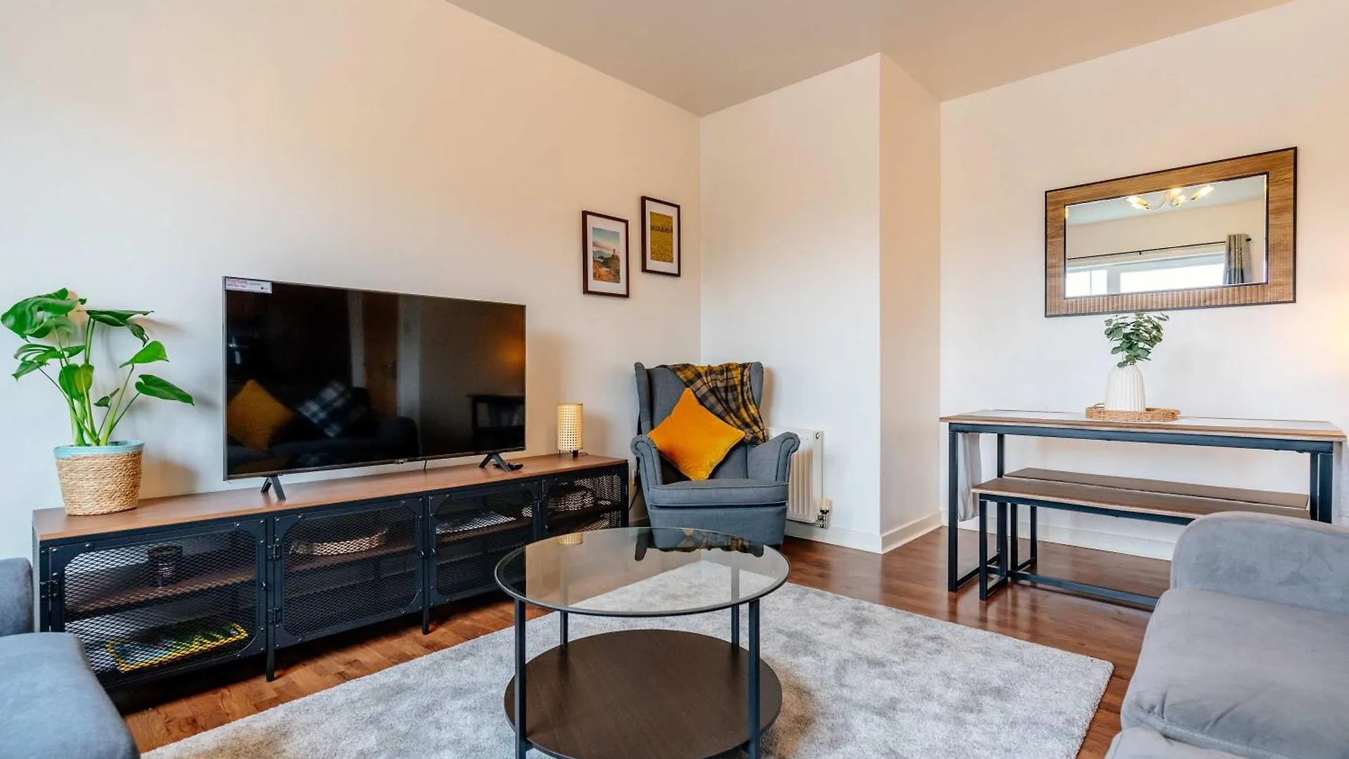 Charming 3-Bed Apartment Free Parking West End 爱丁堡