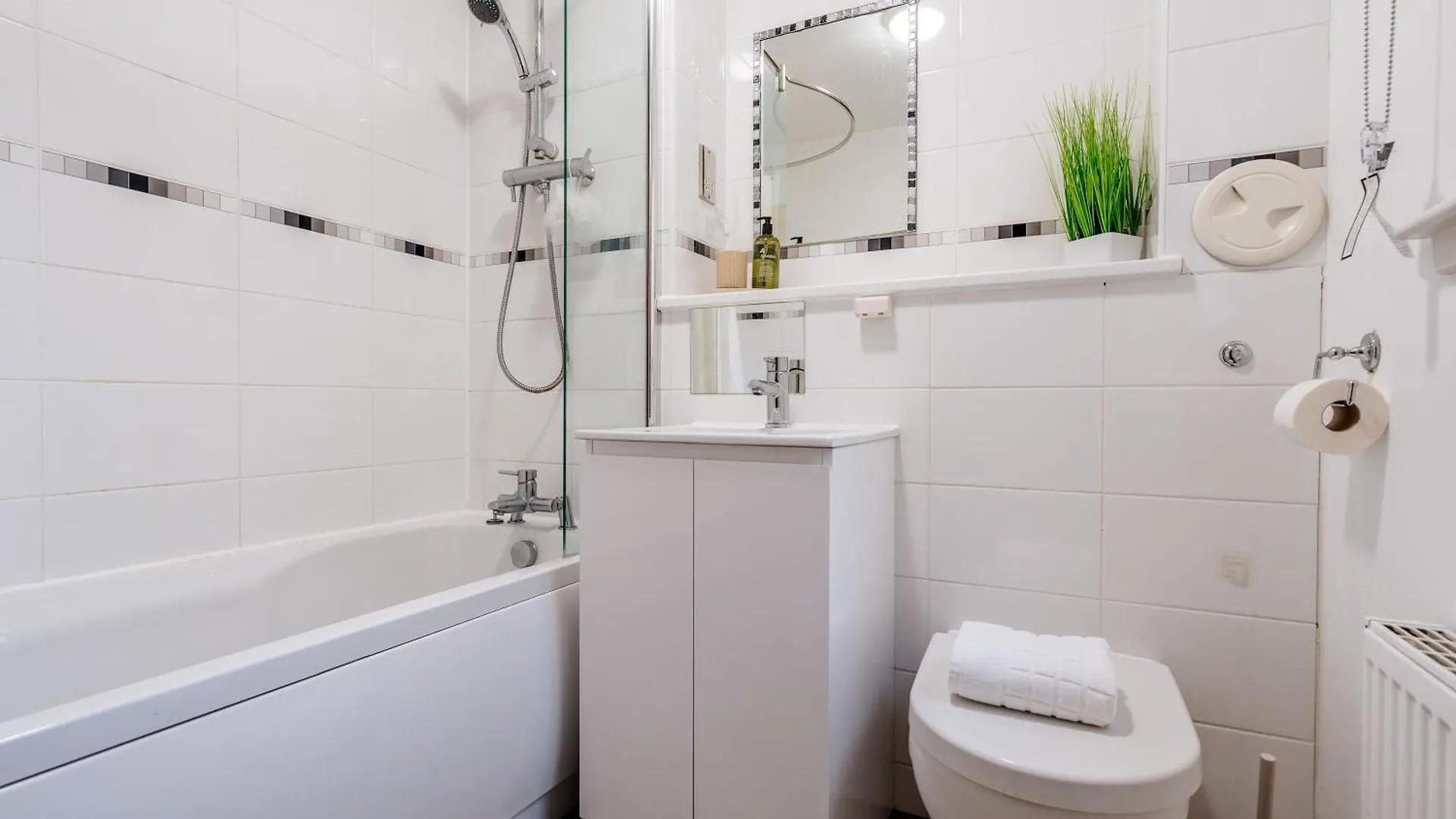 Charming 3-Bed Apartment Free Parking West End 爱丁堡