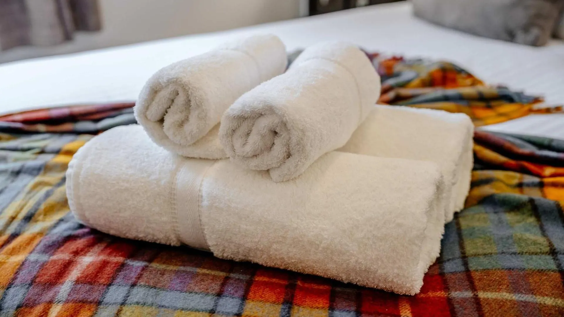 Charming 3-Bed Apartment Free Parking West End 爱丁堡 0*,