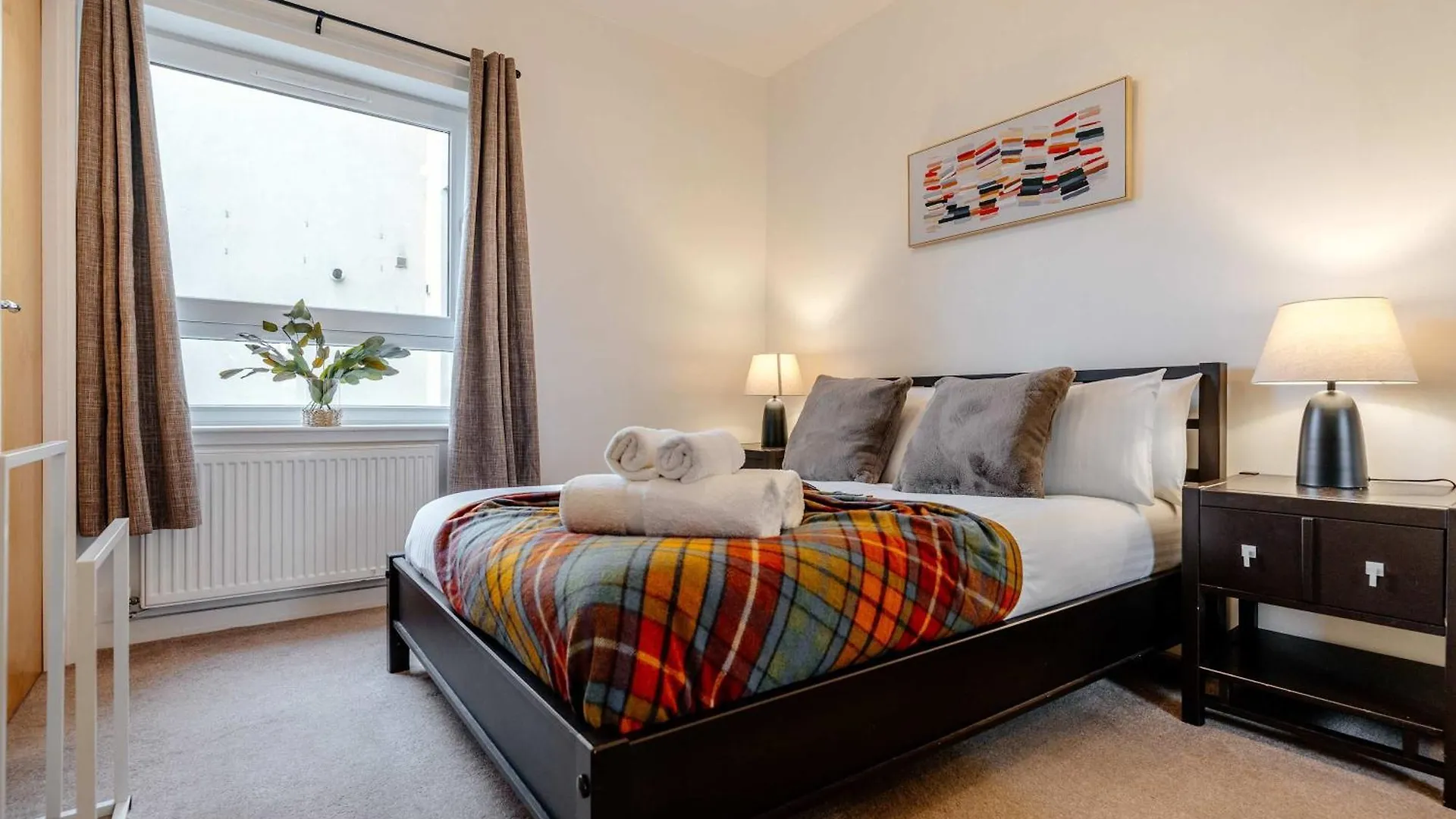 Charming 3-Bed Apartment Free Parking West End 爱丁堡 英国