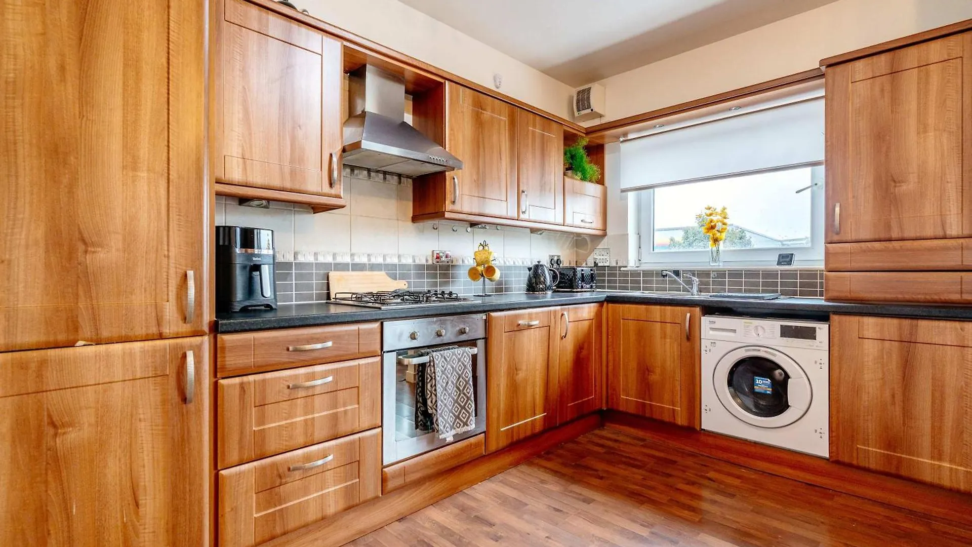 Charming 3-Bed Apartment Free Parking West End 爱丁堡 英国